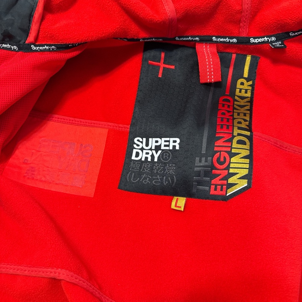 Superdry Bold Red Windtrekker